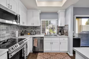 67201 N Chimayo Dr, Cathedral City, CA 92234 - Photo 13