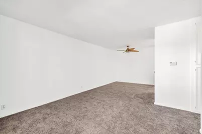 2812 N Auburn Court #206, Palm Springs, CA 92262 - Photo 7