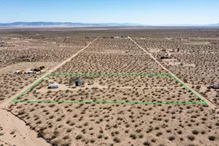 61186 Sespe St, Landers, CA 92285 - Photo 7