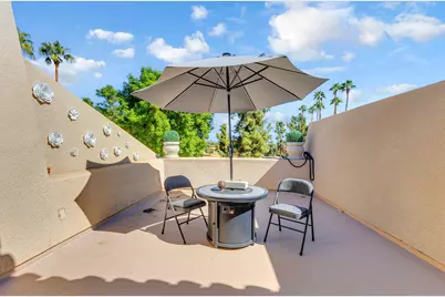 216 W Kavenish Drive, Rancho Mirage, CA 92270 - Photo 17