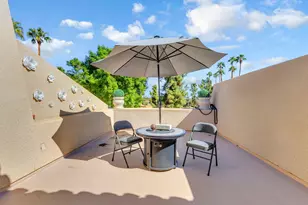 216 W Kavenish Dr, Rancho Mirage, CA 92270 - Photo 17