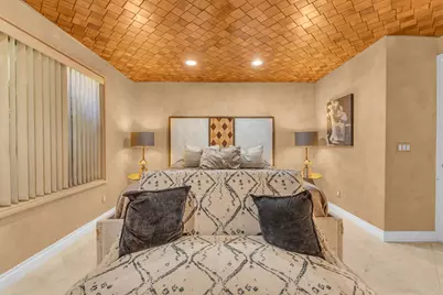 216 W Kavenish Drive, Rancho Mirage, CA 92270 - Photo 13