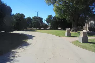 2265 E Chanslor Way, Blythe, CA 92225 - Photo 9