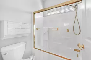 54 Sutton Pl E, Palm Desert, CA 92211 - Photo 35