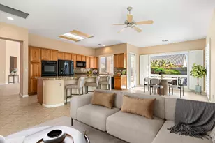 35882 Royal Sage Ct, Palm Desert, CA 92211 - Photo 11