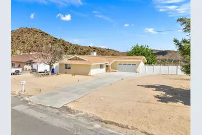 56034 Desert Gold Drive, Yucca Valley, CA 92284 - Photo 5