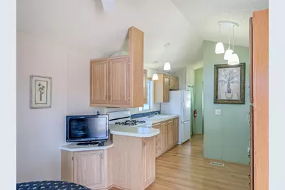 70200 Dillon Road #422, Desert Hot Springs, CA 92241 - Photo 13