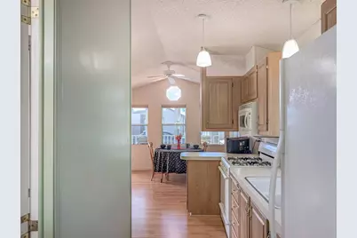 70200 Dillon Road #422, Desert Hot Springs, CA 92241 - Photo 23