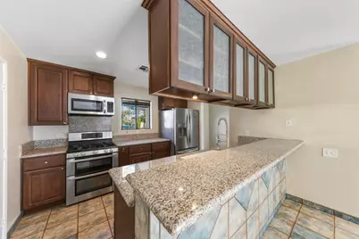 1351 E Luna Way, Palm Springs, CA 92262 - Photo 9