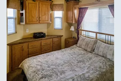 70200 Dillon Road #437, Desert Hot Springs, CA 92241 - Photo 9