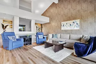 194 Green Mountain Dr, Palm Desert, CA 92211 - Photo 5