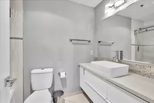 500 E Amado Road, Palm Springs, CA 92262 - Photo 21