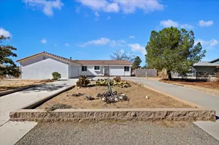 12546 Navajo Rd, Apple Valley, CA 92308 - Photo 3
