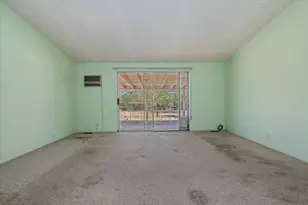 12546 Navajo Rd, Apple Valley, CA 92308 - Photo 7