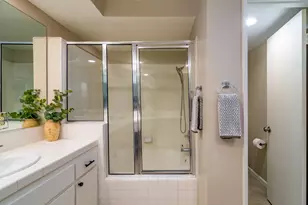 163 Desert Falls Cir, Palm Desert, CA 92211 - Photo 19