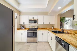 163 Desert Falls Cir, Palm Desert, CA 92211 - Photo 13