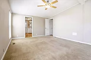 74578 Zircon Cir E, Palm Desert, CA 92260 - Photo 11