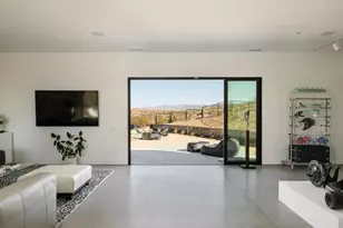 59850 Mesa Dr, Yucca Valley, CA 92284 - Photo 9