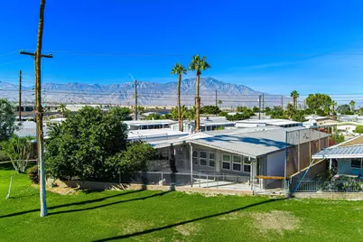 33204 Laredo Circle, Thousand Palms, CA 92276 - Photo 5