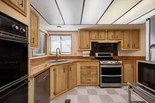 33204 Laredo Cir, Thousand Palms, CA 92276 - Photo 27