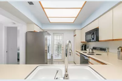 115 Desert Falls Dr. East Drive E, Palm Desert, CA 92211 - Photo 19