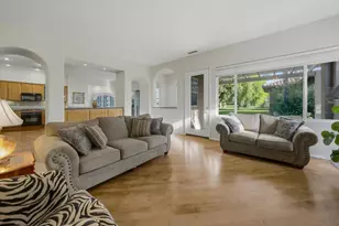 19 Wimbledon Cir, Rancho Mirage, CA 92270 - Photo 5