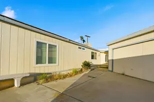 33170 Laredo Cir, Thousand Palms, CA 92276 - Photo 25