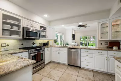 678 Vista Lago Circle N, Palm Desert, CA 92211 - Photo 9