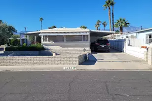 32561 Desert Moon Dr, Thousand Palms, CA 92276 - Photo 13