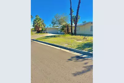 995 E Chia Road, Palm Springs, CA 92262 - Photo 1