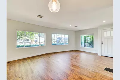 38525 Desert Greens Drive E, Palm Desert, CA 92260 - Photo 11