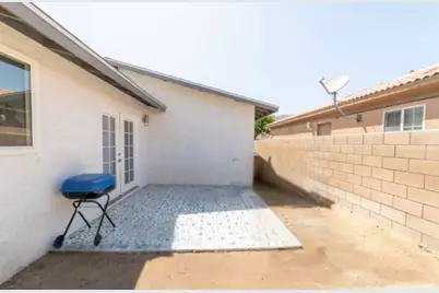 52880 Avenida Navarro, La Quinta, CA 92253 - Photo 5