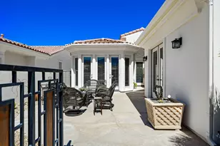 78780 Castle Pines Dr, La Quinta, CA 92253 - Photo 5