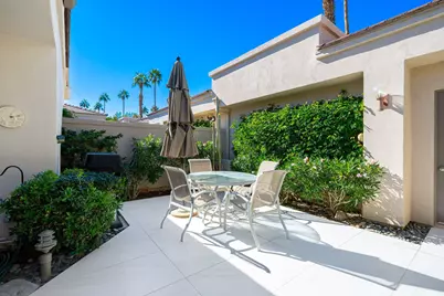 54108 Oaktree, La Quinta, CA 92253 - Photo 11