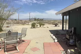 2623 Treasure Dr, Thermal, CA 92274 - Photo 5