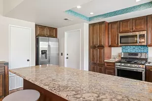 43560 Calle Las Brisas W, Palm Desert, CA 92211 - Photo 11