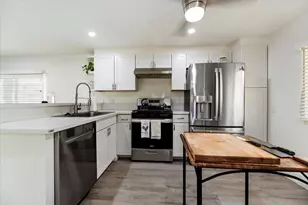 110 Saturn St, Palm Springs, CA 92264 - Photo 11