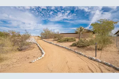 7390 Camarilla Avenue, Yucca Valley, CA 92284 - Photo 45