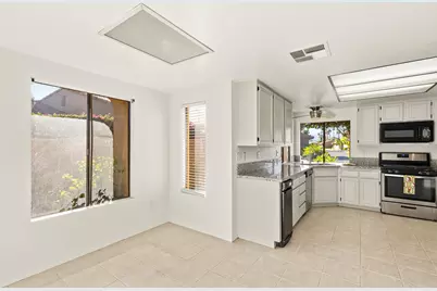 44695 Monaco Circle, Palm Desert, CA 92260 - Photo 15