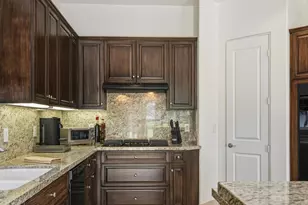45737 Club Dr, Indian Wells, CA 92210 - Photo 19