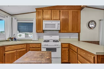 32625 Bloomfield Avenue, Thousand Palms, CA 92276 - Photo 7