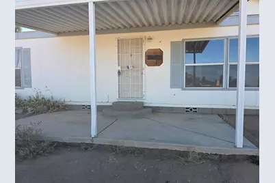 9572 Smith Road, Phelan, CA 92371 - Photo 5