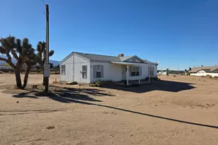 9572 Smith Rd, Phelan, CA 92371 - Photo 41