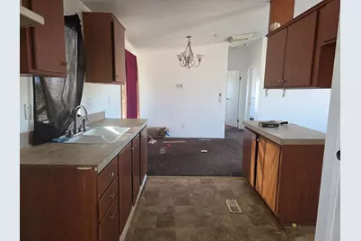 9572 Smith Road, Phelan, CA 92371 - Photo 13