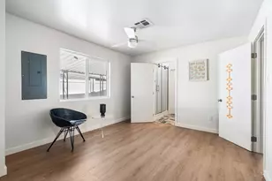 117 Aliso Dr, Palm Springs, CA 92264 - Photo 35