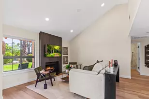 126 Avellino Cir, Palm Desert, CA 92211 - Photo 5