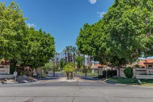 126 Avellino Cir, Palm Desert, CA 92211 - Photo 39