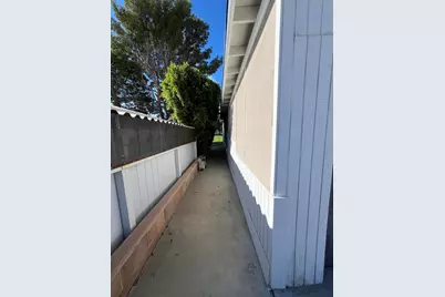 16821 Lakeside Court, Desert Hot Springs, CA 92241 - Photo 37