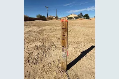 1300 Saundra Avenue, Thermal, CA 92274 - Photo 9