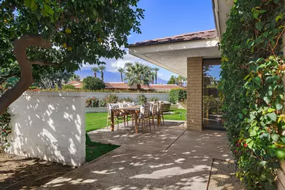 7 Creekside Drive, Rancho Mirage, CA 92270 - Photo 13